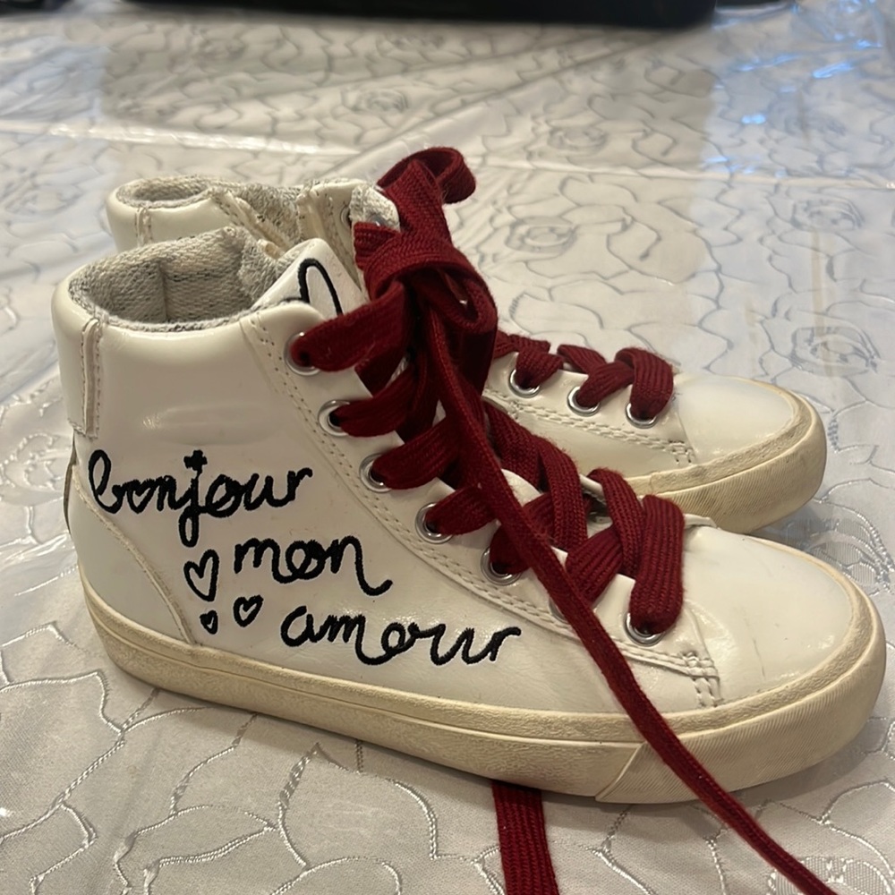 Brand new Zara high top girl sneakers size 27 ( distressed looking) adorable